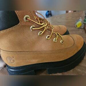 Timberland Women's Tan Leather Boots